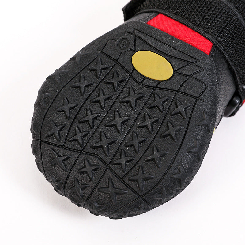 Chaussures imperméables réfléchissantes pour chiens.
