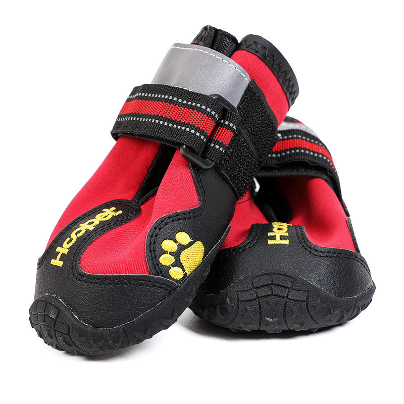 Chaussures imperméables réfléchissantes pour chiens.